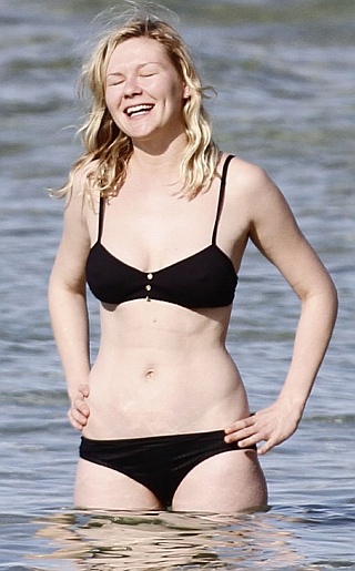 Kirsten Dunst Bikini Pictures