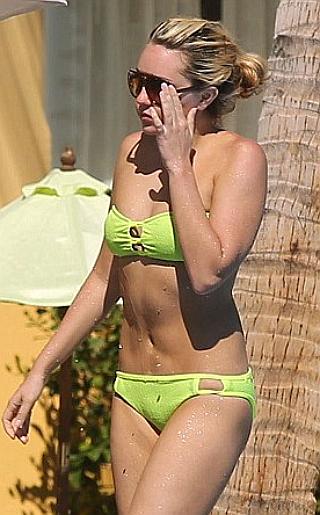 Amanda Bynes Bikini Pictures