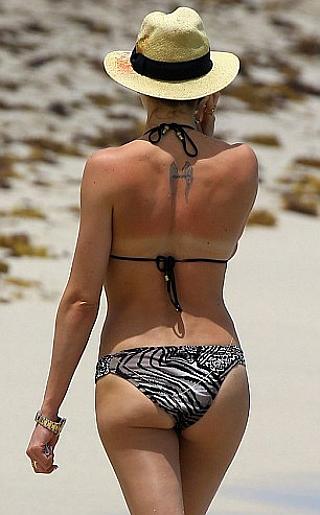 Katie Cassidy Bikini Pictures